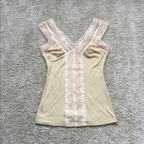 🔥🔥HOST PIC🔥🔥 Romantic Lace Top - Picture 10 of 14